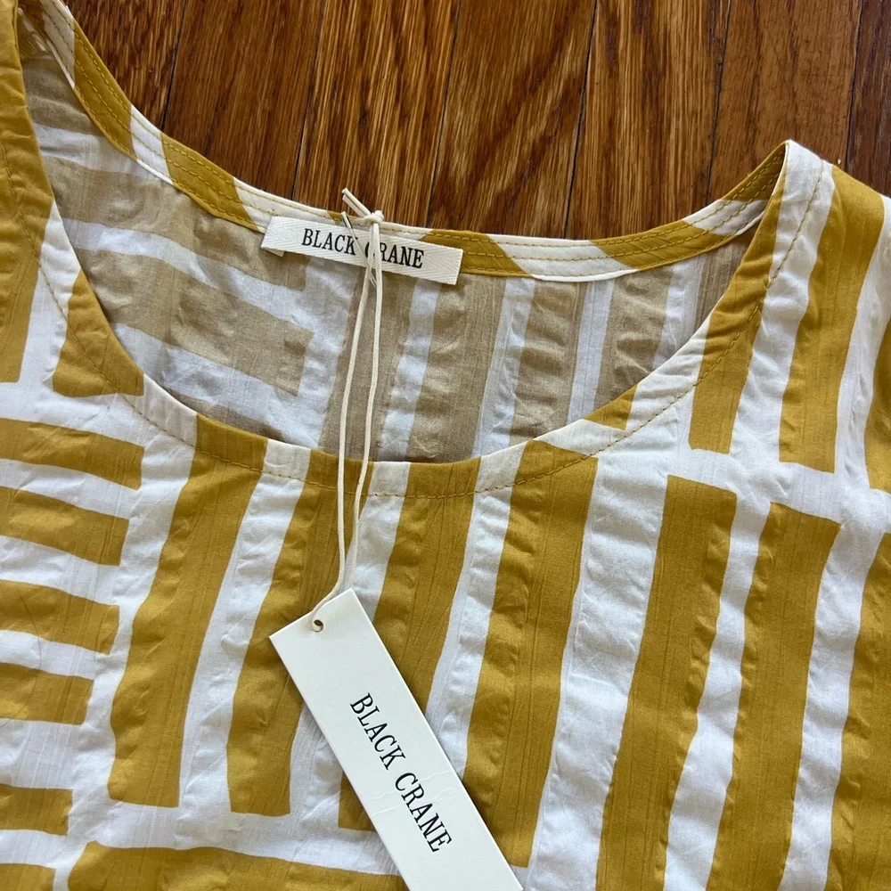 Black Crane Gold and White dress - Picture 2 of 6